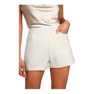 Lulu's Ivory Tweed Shorts - high Waisted shorts size S NWT